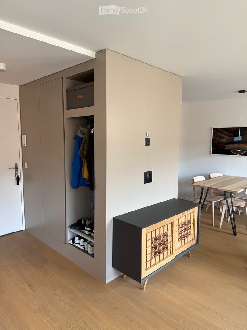 Appartement lumineux de 2,5 pièces au 5e étage sur Neuengasse, Biel (3)