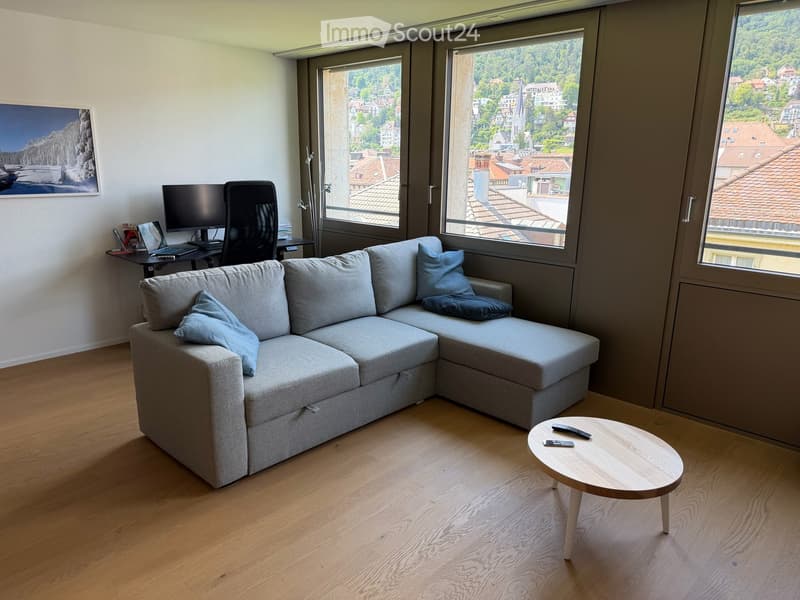 Appartement lumineux de 2,5 pièces au 5e étage sur Neuengasse, Biel (4)