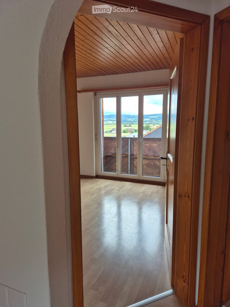 Charmantes 6.5-Zimmer-Einfamilienhaus in Walperswil – sofort verfügbar! (7)