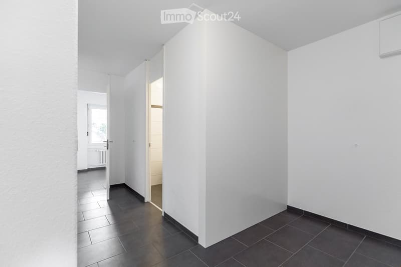 Beautiful, top-renovated 4-room apartment in a sunny, quiet location (5)