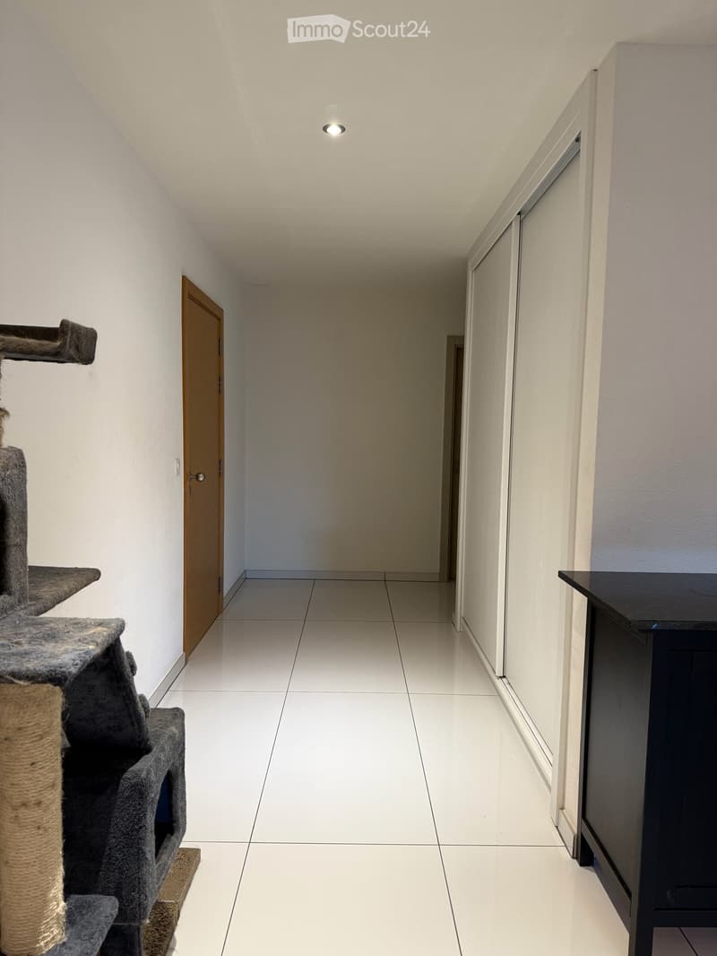 Apartment with 3.5 rooms for rent in Villars-le-Grand (11)