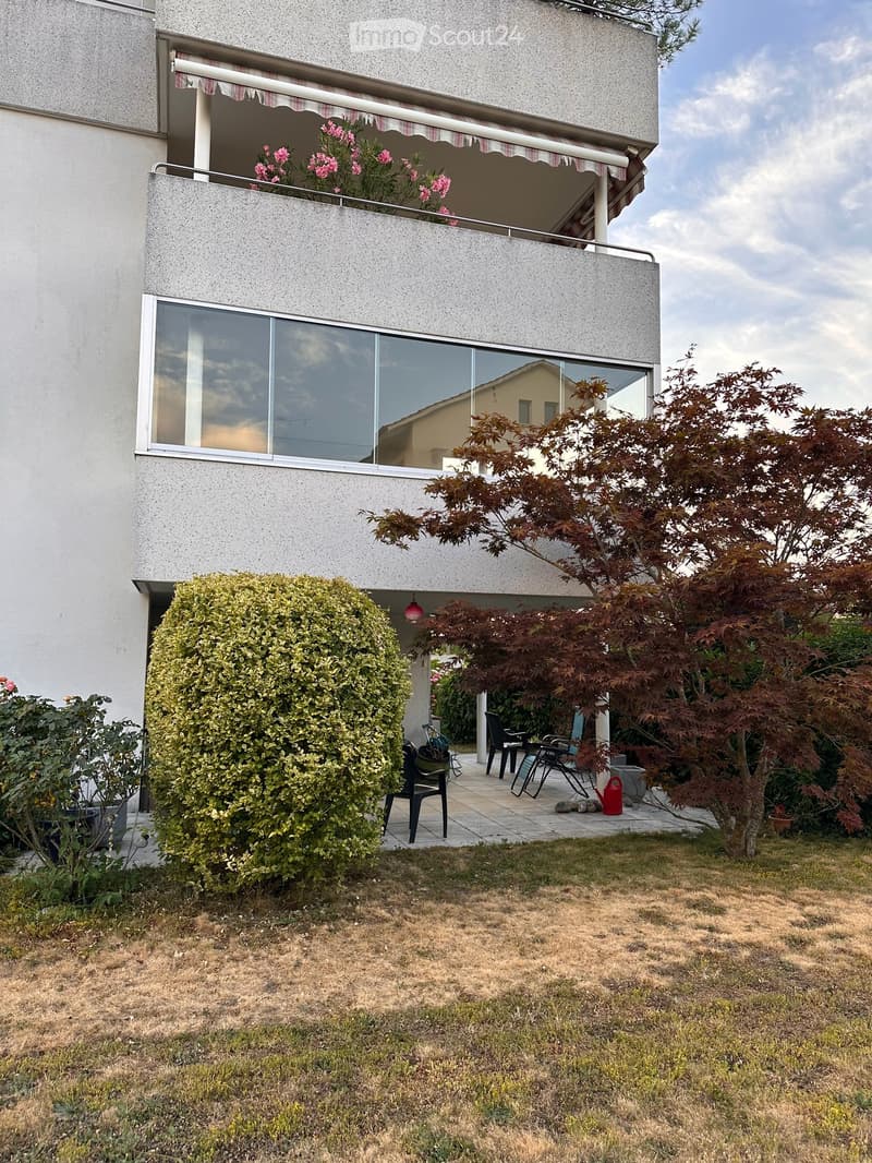 Moderne 2,5-Zimmer-Wohnung (erweiterbar auf 3,5 Zimmer) in Murten – Angenehme Aussicht / optimale Erreichbarkeit (8)