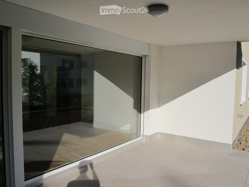 sliding glass door, balcony, tiled floor, modern design