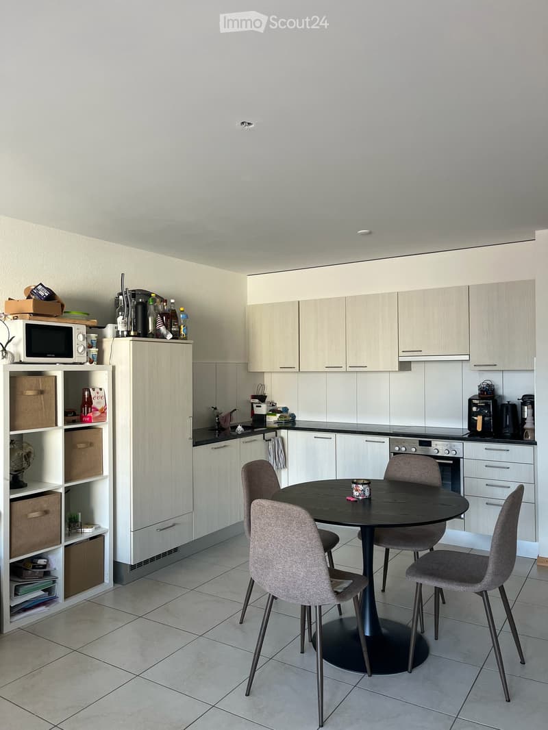 Charmantes 2.5-Zimmer-Wohnung in Freiburg (6)