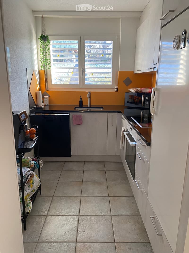 {"type": "Kitchen", "objects": ["refrigerator", "oven", "dishwasher", "sink", "faucet", "microwave", "coffee maker", "oven mitt", "towel", "oven", "faucet", "oven", "oven", "oven", "oven", "oven", "oven", "oven", "oven", "oven", "oven", "oven", "oven", "o