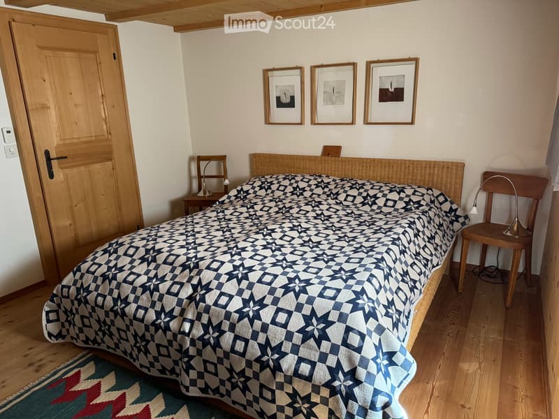 Spezielle 4-Zimmer-Wohnung in idyllischer Berglage – Vals, Graubünden (7)