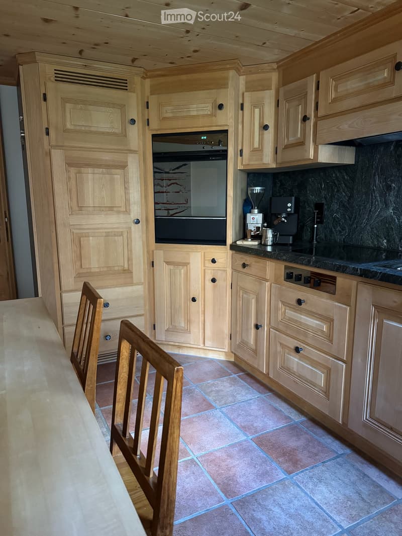 Spezielle 4-Zimmer-Wohnung in idyllischer Berglage – Vals, Graubünden (4)