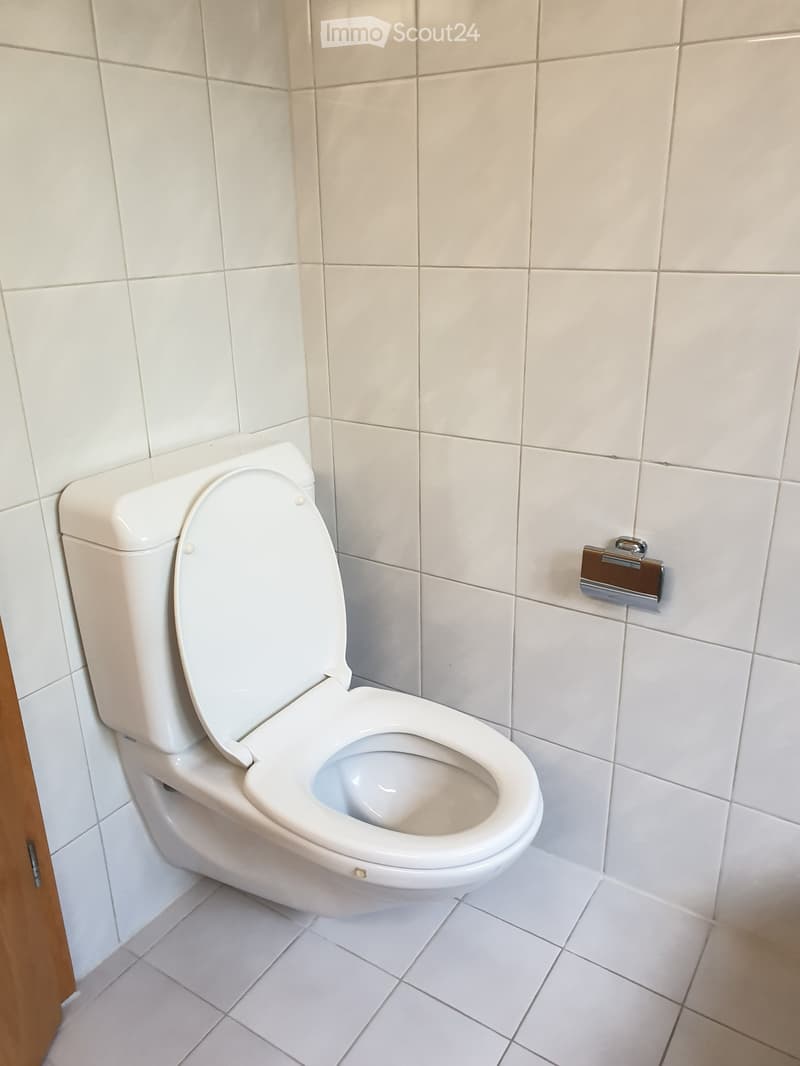 3 1/2-Zimmer Gartenwohnung mit grossem Umschwung (18)