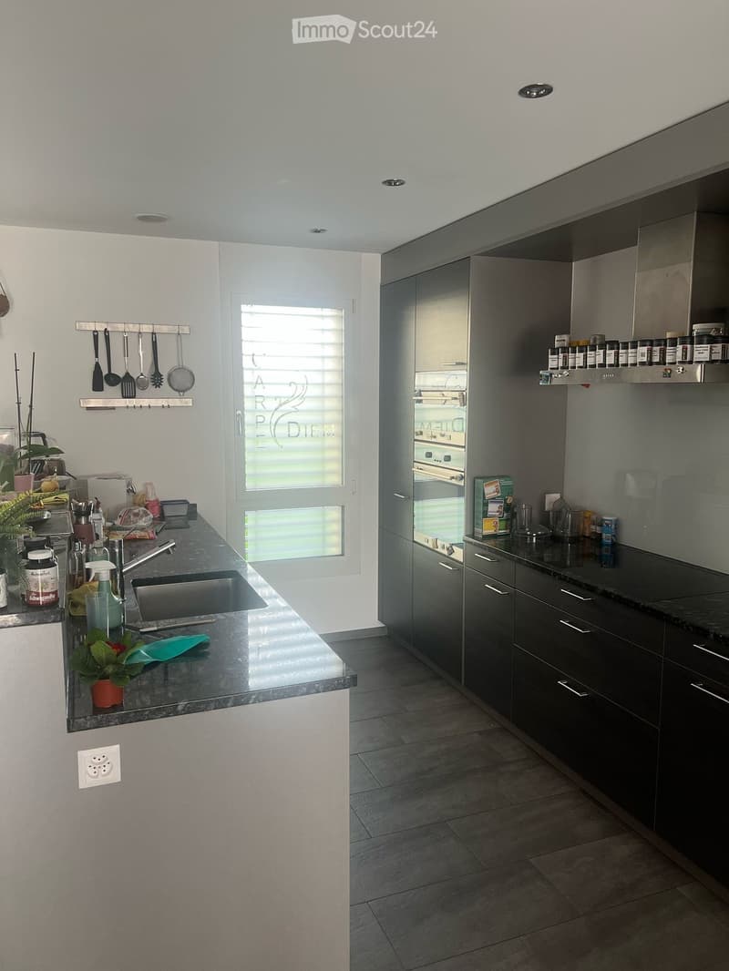 {"type": "Kitchen", "objects": ["sink", "faucet", "cabinet", "oven", "fridge", "cupboard", "fridge", "oven", "faucet", "cupboard", "cupboard", "cupboard", "cupboard", "cupboard", "cupboard", "cupboard", "cupboard", "cupboard", "cupboard", "cupboard", "cup