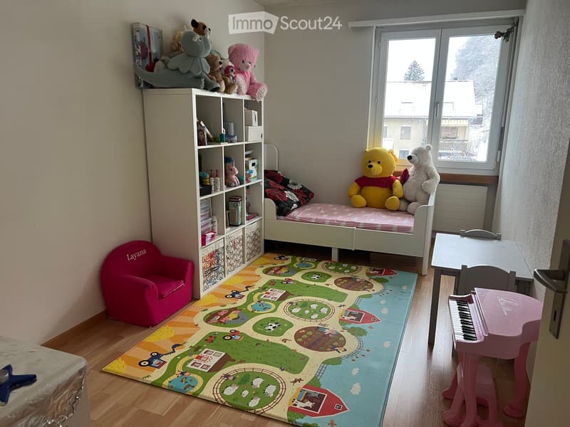 {"type": "Bedroom", "objects": ["bed", "chair", "table", "stool", "shelf", "toy piano", "toy car", "toy train", "toy car", "toy car", "toy car", "toy car", "toy car", "toy car", "toy car", "toy car", "toy car", "toy car", "toy car", "toy car", "toy car",