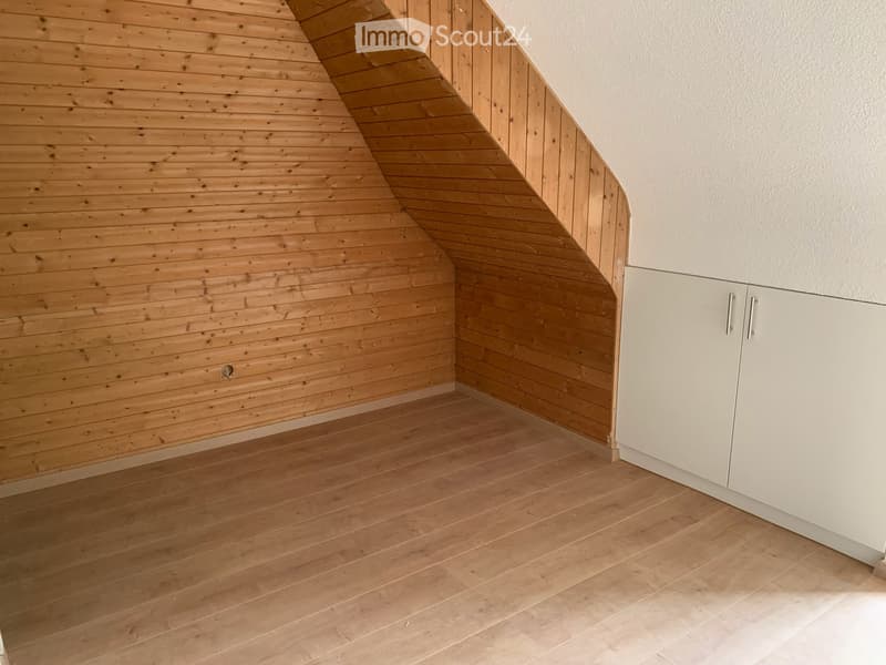 Zimmer mit Balkon