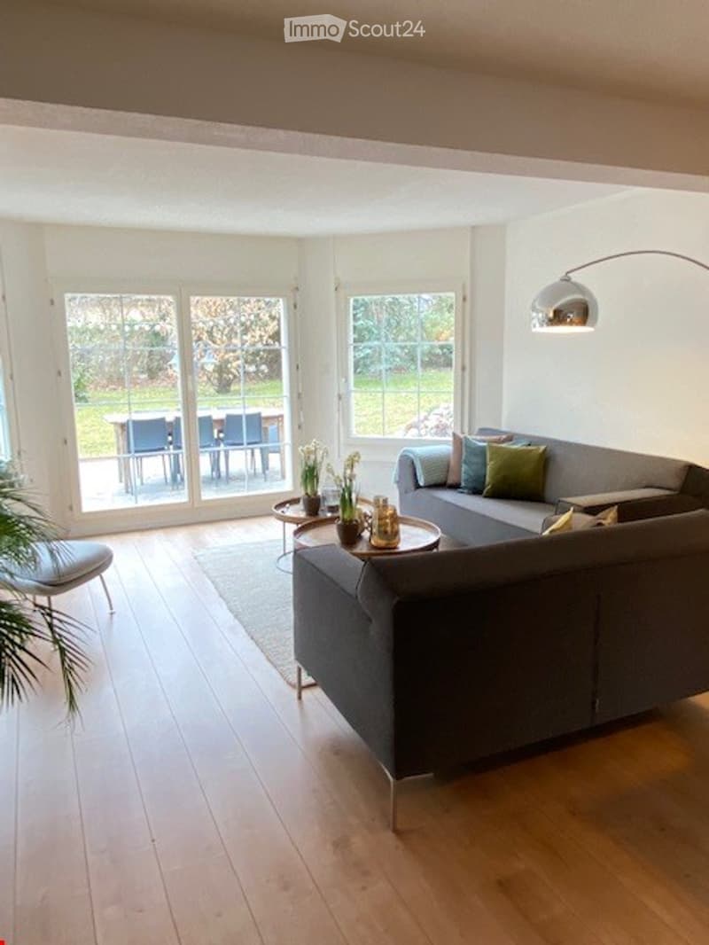 Belle villa mitoyenne avec jardin privatif et terrasses ensoleillées (5)