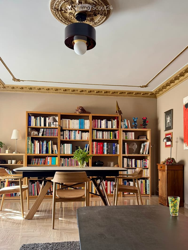 Panoramic apartment of 124 m² fully renovated – calm, light and exceptional view (18)