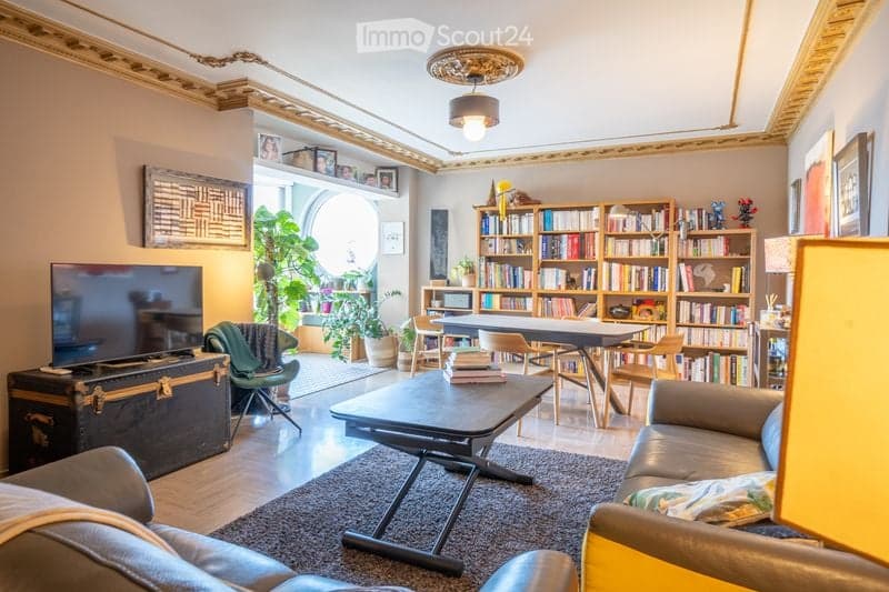 Panoramic apartment of 124 m² fully renovated – calm, light and exceptional view (11)