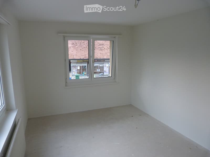 empty room, white walls, ceiling, floor, window