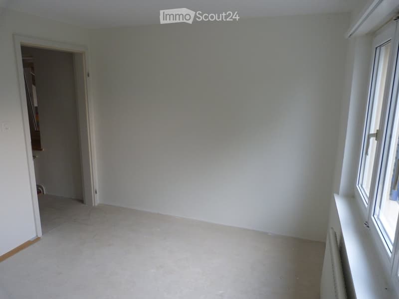 empty room, white walls, white flooring, window with white frame