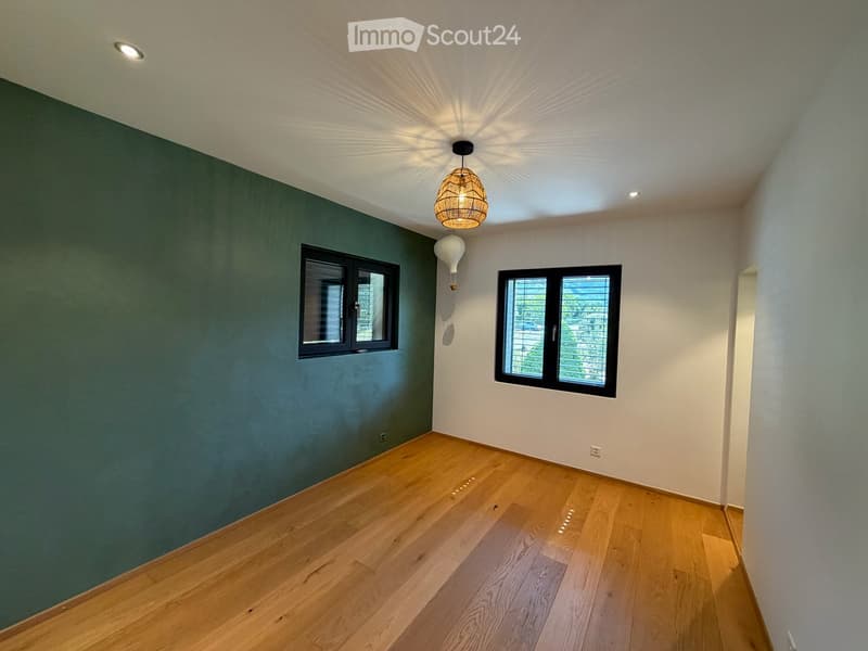 Casa indipendente luminosa e rinnovata ad Aigle – 4,5 locali con grande terreno (3)
