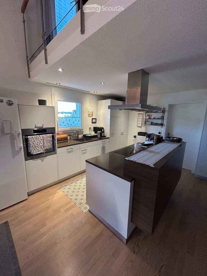 {"type": "Kitchen", "objects": ["refrigerator", "oven", "sink", "faucet", "coffee maker", "kitchen island", "cabinets", "oven mitts", "bowl", "oven", "faucet", "oven", "oven", "oven", "oven", "oven", "oven", "oven", "oven", "oven", "oven", "oven", "oven",