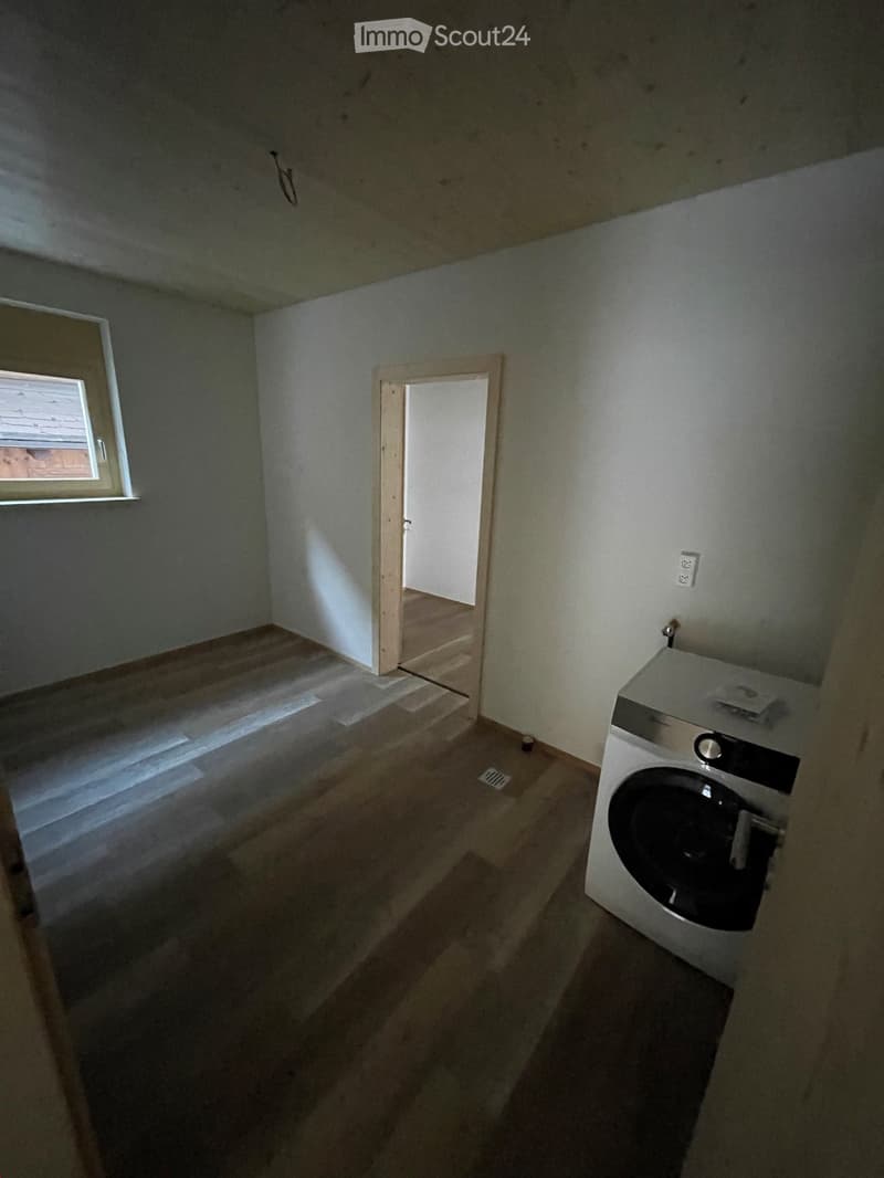 Bello appartamento moderno 2,5 locali (costruito 2021) in affitto a Davos Dorf (5)