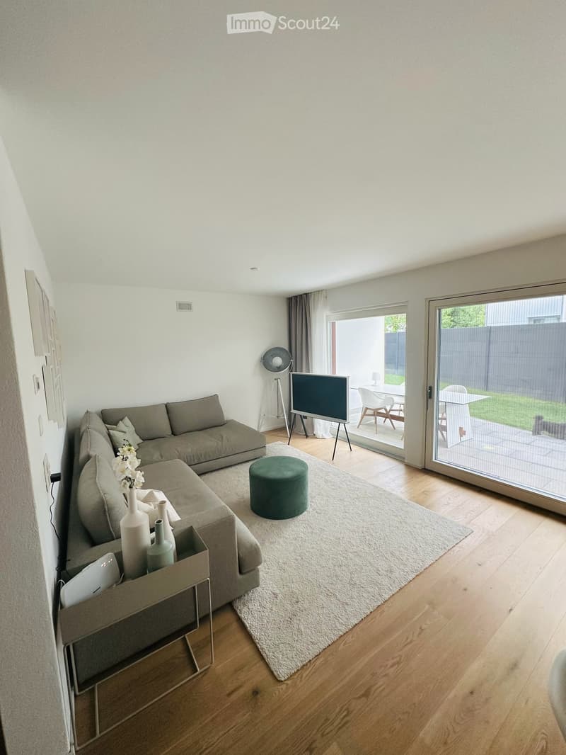 Modern 5.5-room row house in Full-Reuenthal (8)