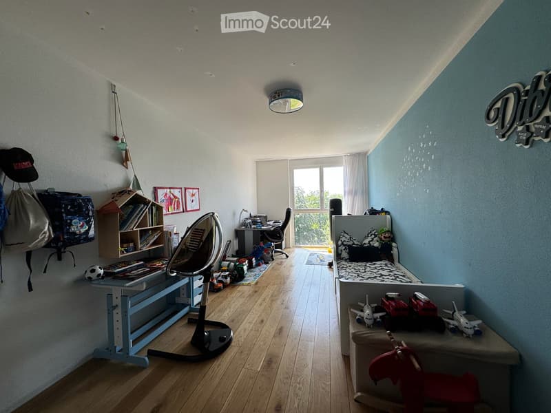 Exklusive 5.5 Zimmer Wohnung wenige Gehminuten vom Bahnhof Düdingen und Dorfzentrum (19)