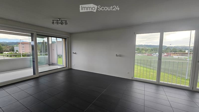 Appartement moderne 3.5 pièces avec vue sur le lac & jardin d'hiver (6)
