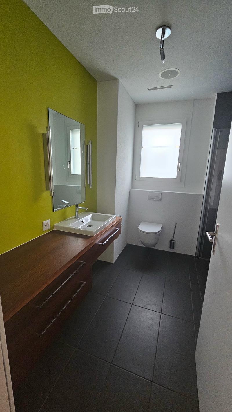 Appartement moderne 3.5 pièces avec vue sur le lac & jardin d'hiver (7)