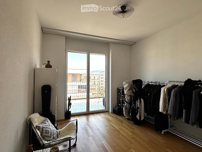 Superb 3.5-room attic with 50 m² terrace – an exceptional living space in Marly (16)