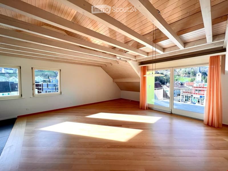 {"visible_features": ["Balcony / Terrace"],    "type": "Room",    "description": "wooden beams ceiling, wooden floor, glass windows, terrace, white walls",    "localized_descriptions":        {        "EN": "Room: wooden beams ceiling, wooden floor,