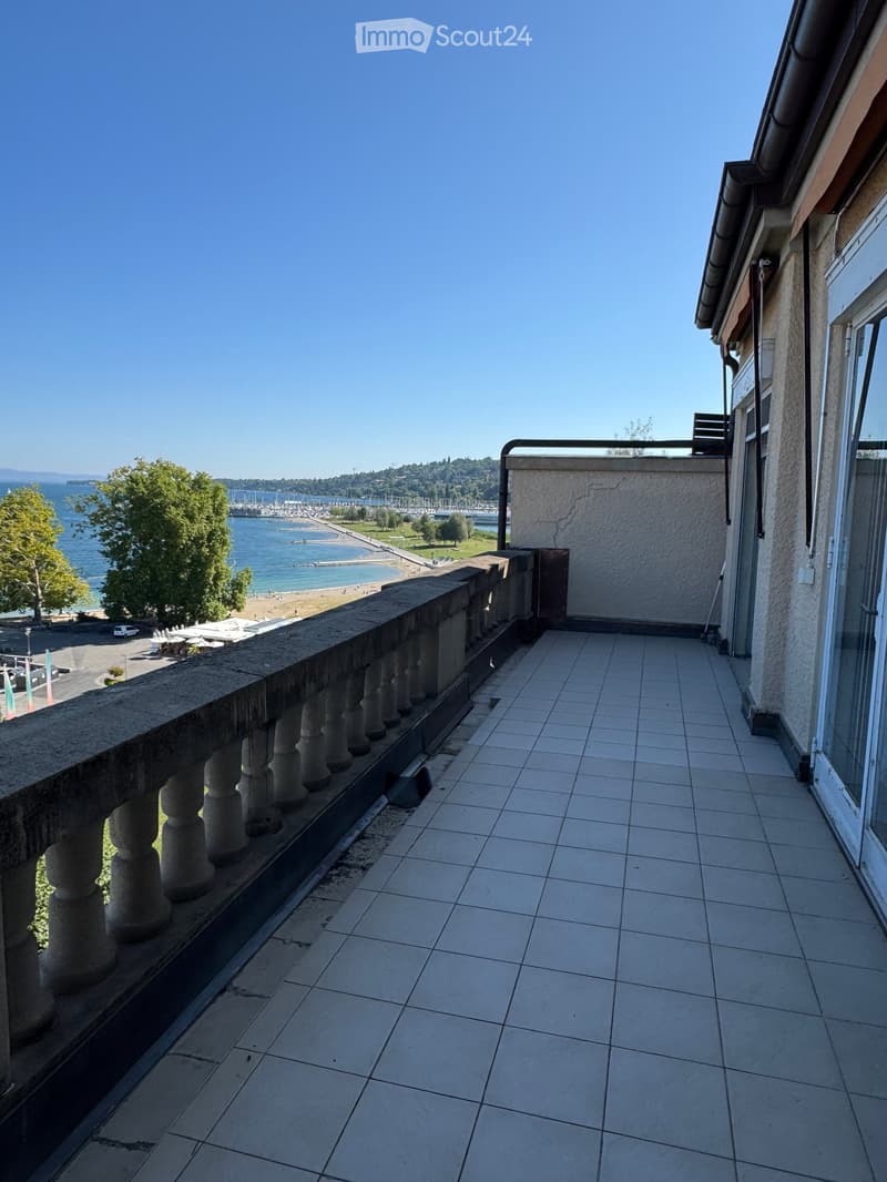 Prachtvolle Empfangswohnung mit Blick auf den See und atemberaubendem Blick im 6. Stock (25)