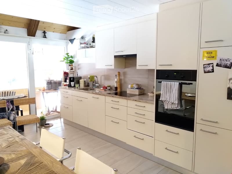 {"type": "Kitchen", "objects": ["refrigerator", "oven", "sink", "faucet", "coffee maker", "oven mitts", "oven", "oven", "oven", "oven", "oven", "oven", "oven", "oven", "oven", "oven", "oven", "oven", "oven", "oven", "oven", "oven", "oven", "oven", "oven",