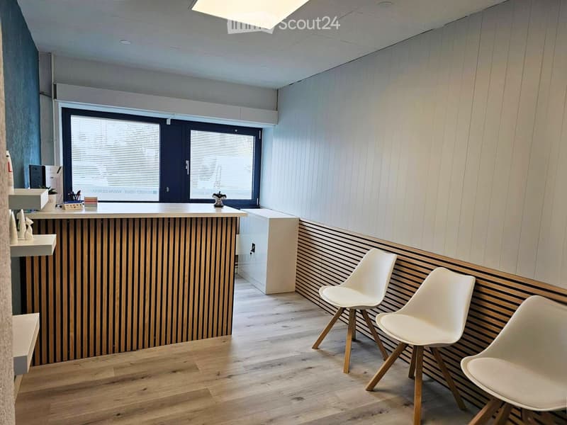 À reprendre : Joli Bureau de 60 m² rénové à Gland (3)