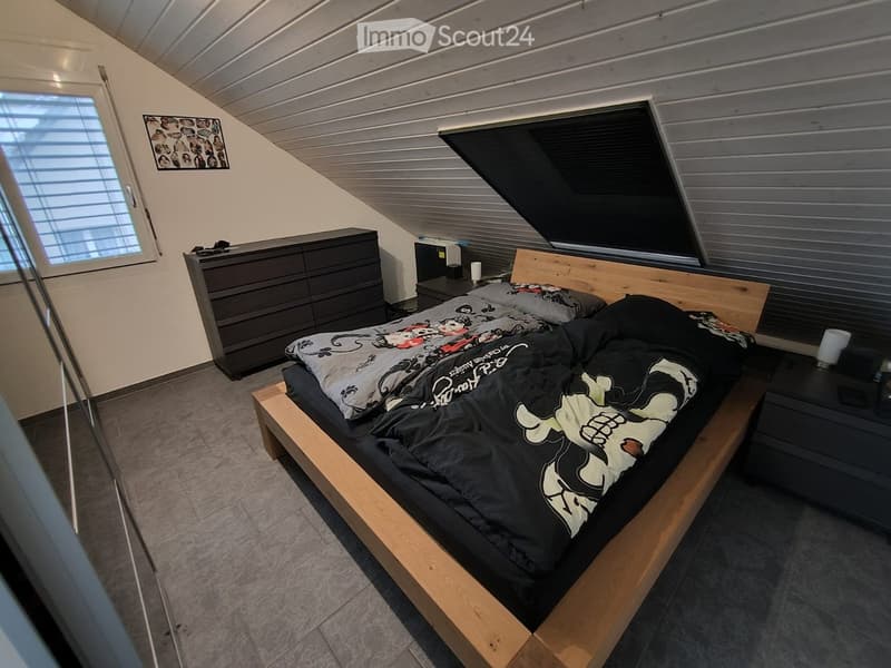 Schlafzimmer 1