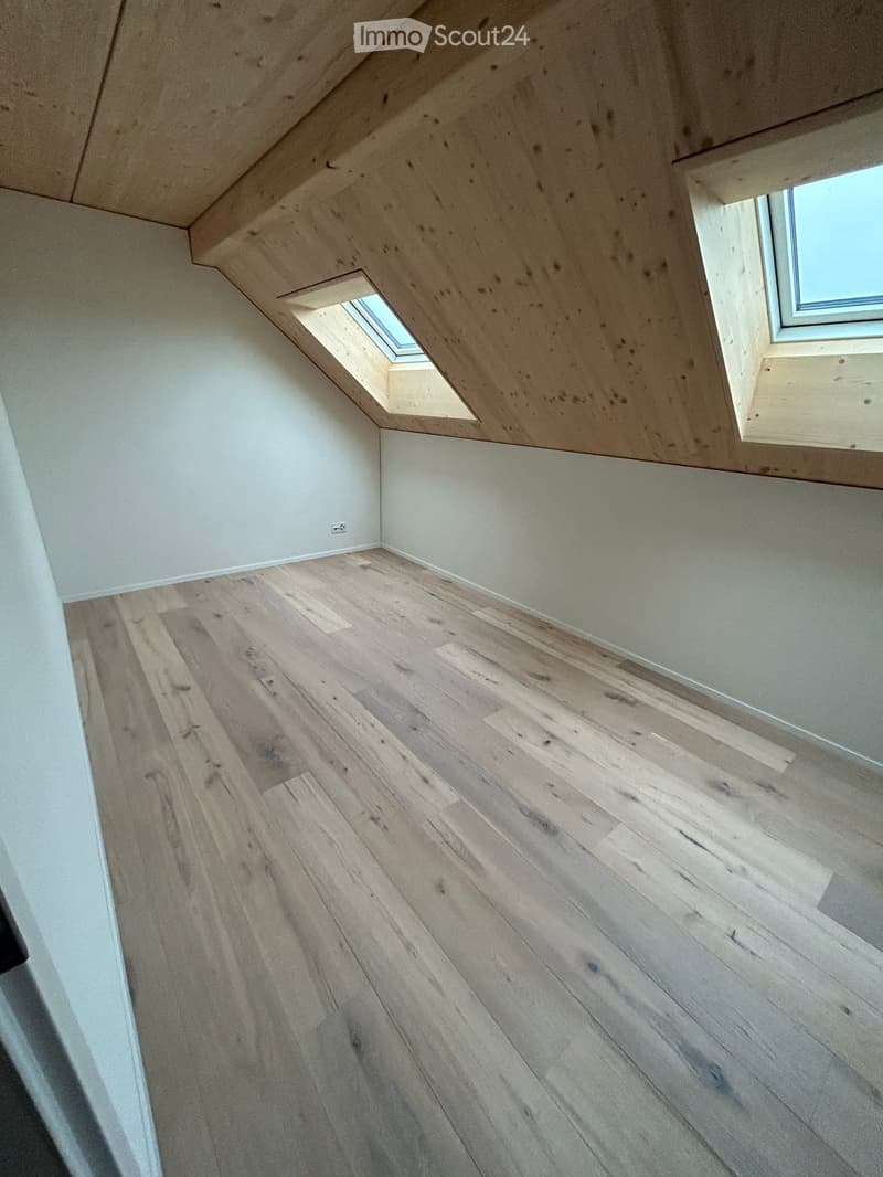 Appartamento mansardato spazioso e bellissimo in una casa colonica ristrutturata a Herzogenbuchsee, quartiere di Oberönz (20)