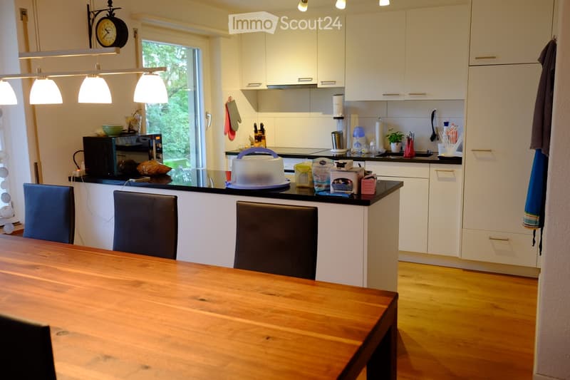 {"type": "Kitchen", "objects": ["table", "chair", "microwave", "oven", "cupboard", "fridge", "dishwasher", "oven", "cupboard", "oven", "oven", "oven", "oven", "oven", "oven", "oven", "oven", "oven", "oven", "oven", "oven", "oven", "oven", "oven", "oven",