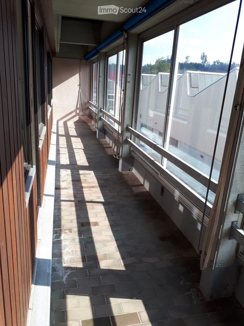 Grosse 5.5 Zimmerwohnung im Industriering von Lyss (13)