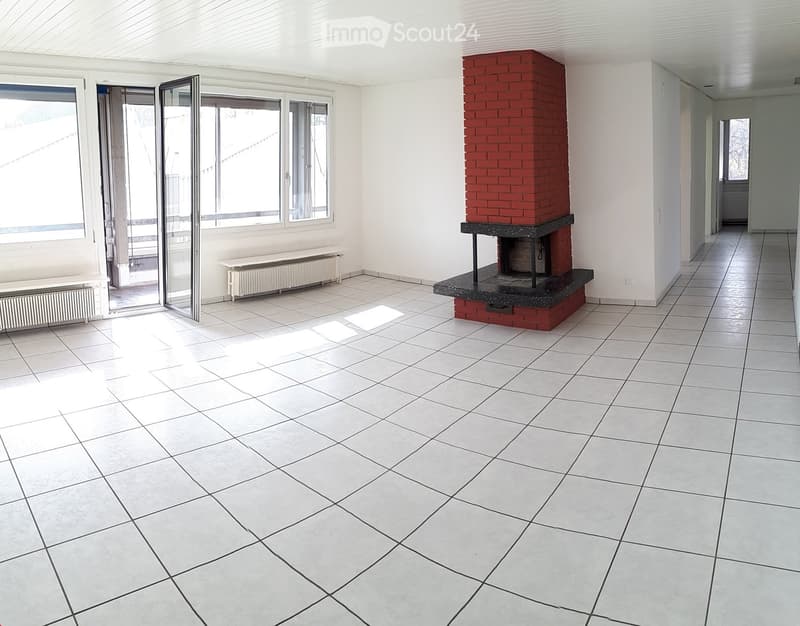 Grosse 5.5 Zimmerwohnung im Industriering von Lyss (3)