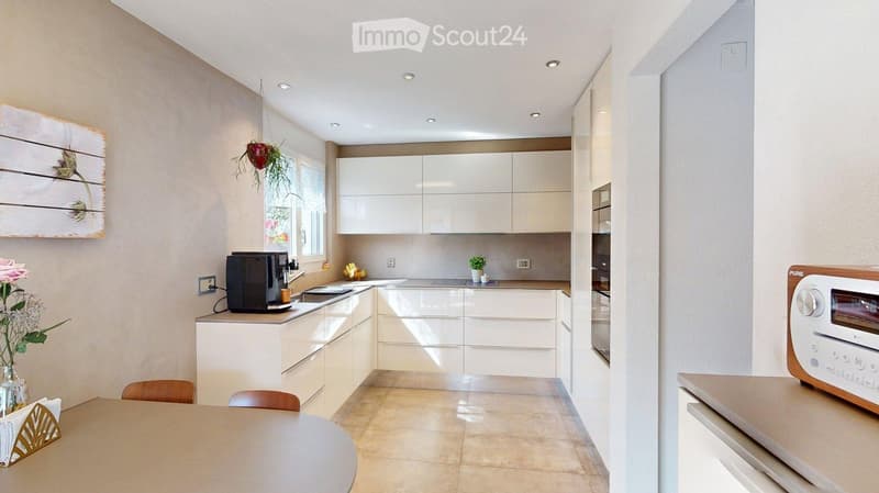 {"type": "Kitchen", "objects": ["table", "chair", "coffee maker", "faucet", "sink", "radiator", "radiator", "radiator", "radiator", "radiator", "radiator", "radiator", "radiator", "radiator", "radiator", "radiator", "radiator", "radiator", "radiator", "ra