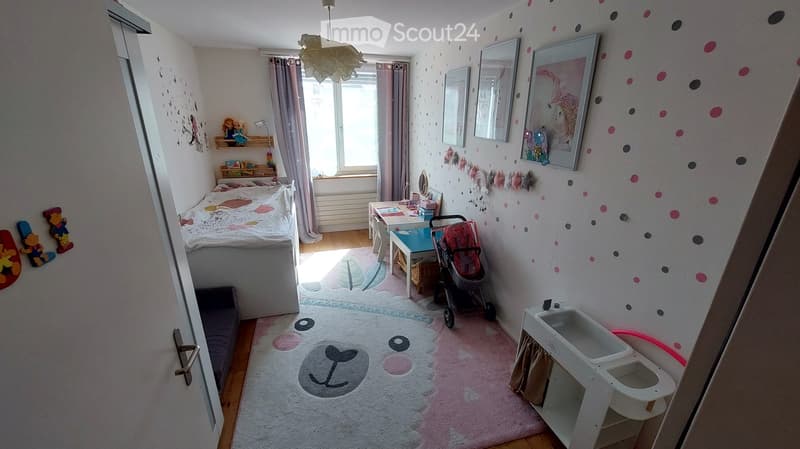 Geräumiges 7.5-Zimmer-Reihenhaus an der Ackerstrasse in Volketswil (13)