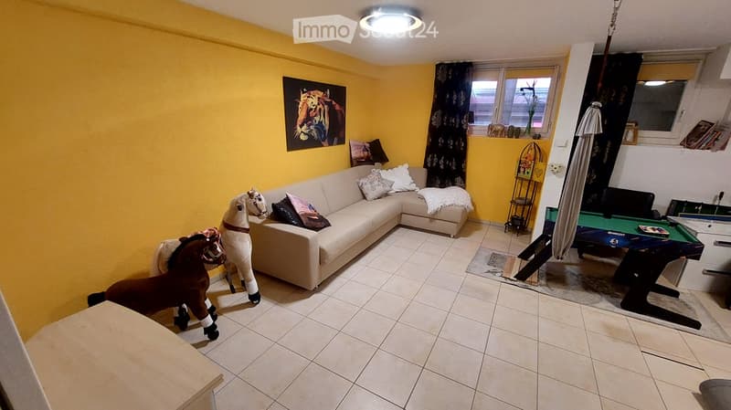 Geräumiges 7.5-Zimmer-Reihenhaus an der Ackerstrasse in Volketswil (14)