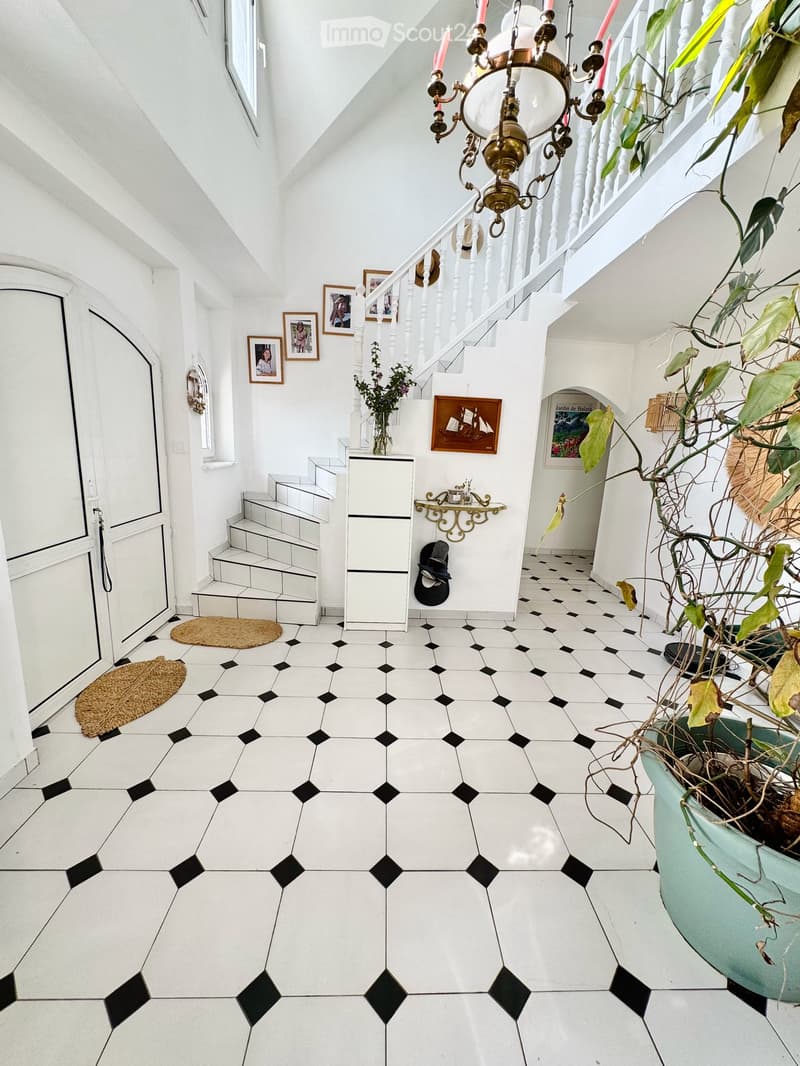 Haupteingang aus Sicht vom Wohnzimmer