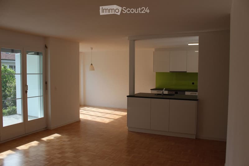 Attraktive Wohnung mit Garten in Lyss (4)