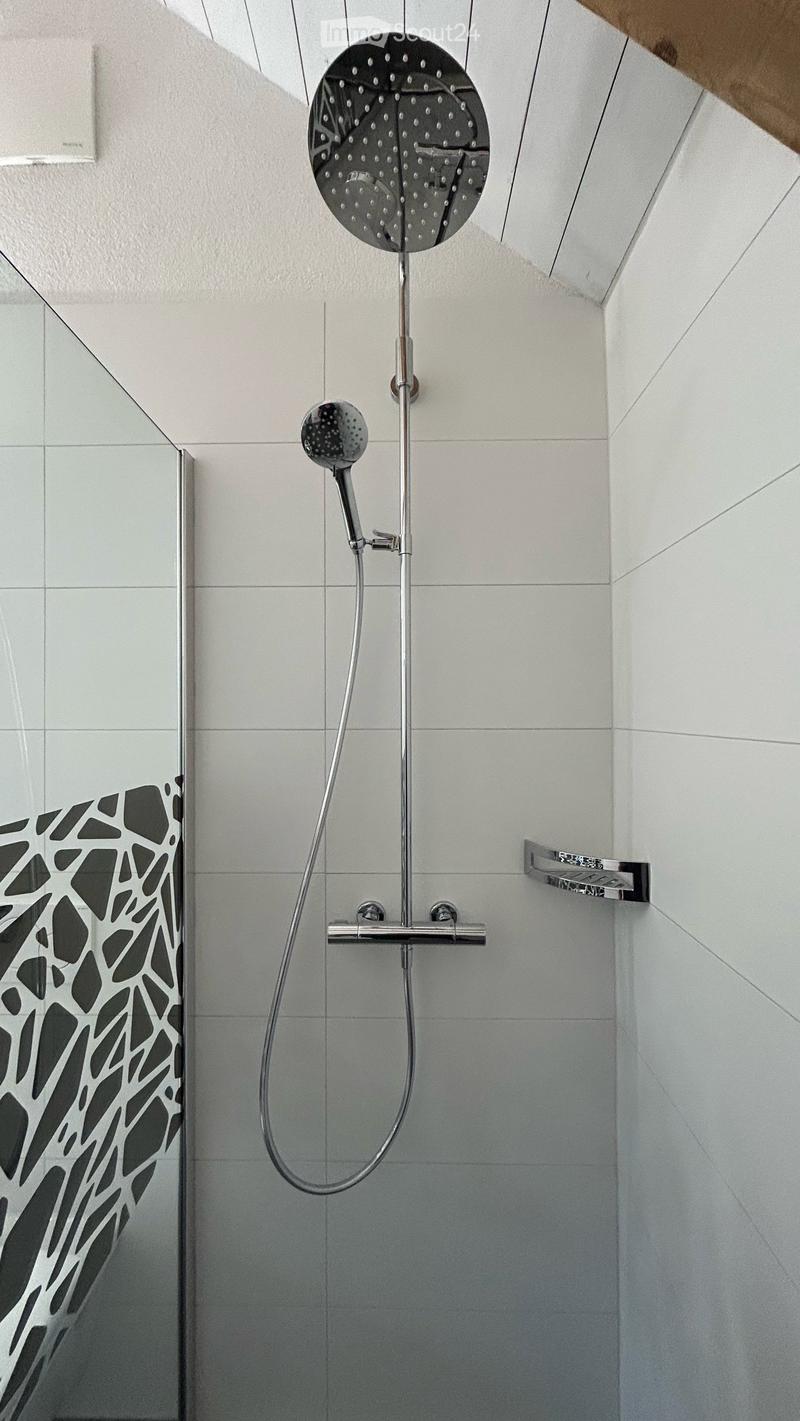 KERNSANIENIERTE UND HOCHWERTIGE 3½-ZI.-WOHNUNG (14)