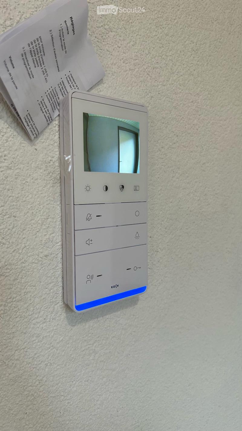 KERNSANIENIERTE UND HOCHWERTIGE 3½-ZI.-WOHNUNG (15)