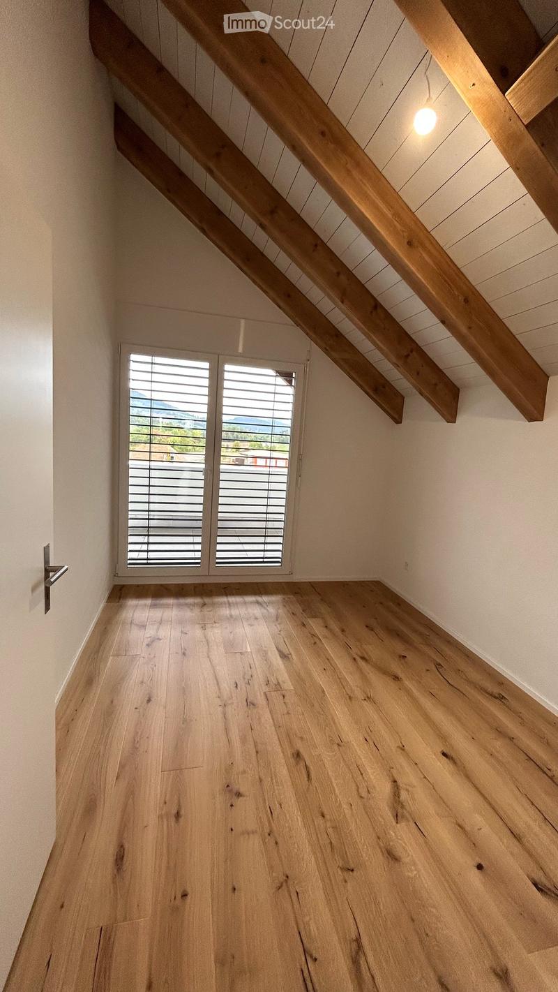 KERNSANIENIERTE UND HOCHWERTIGE 3½-ZI.-WOHNUNG (8)