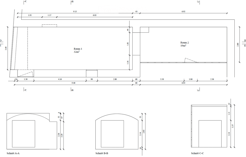 Floor plan showing two rooms labeled Raum 1 (32m²) and Raum 2 (19m²) with dimensions and cross-section views labeled Schnitt A-A, Schnitt B-B, and Schnitt C-C.