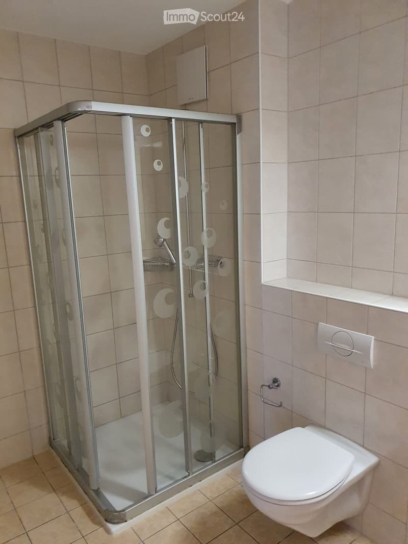 Moderne Parterrewohnung mit Seesicht und eigenem Garten (9)