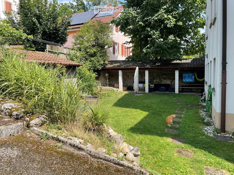 Duplex 5 pièces avec cachet proche de la gare, vue et jardin commun (1)