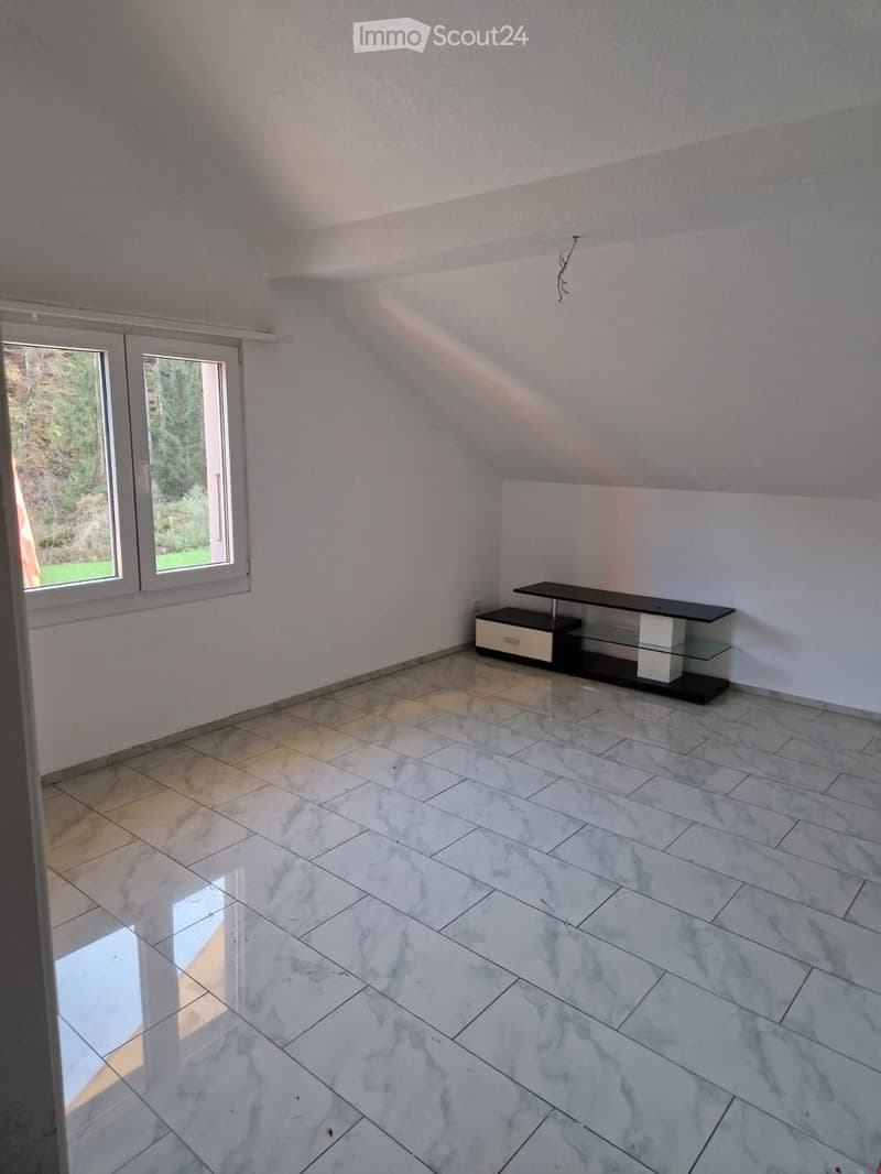 empty room, white walls, white marble floor, window, TV stand