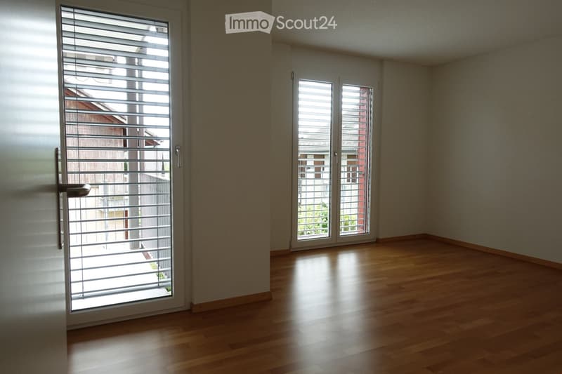 4 1/2-Zimmerwohnung mit grossem Balkon (6)